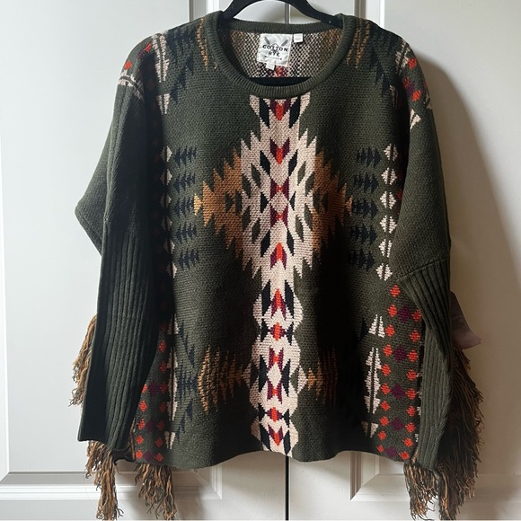 NWT Cotton & Rye Women's Southwestern Fringe Poncho Sweater Olive Brown size S - Picture 5 of 13